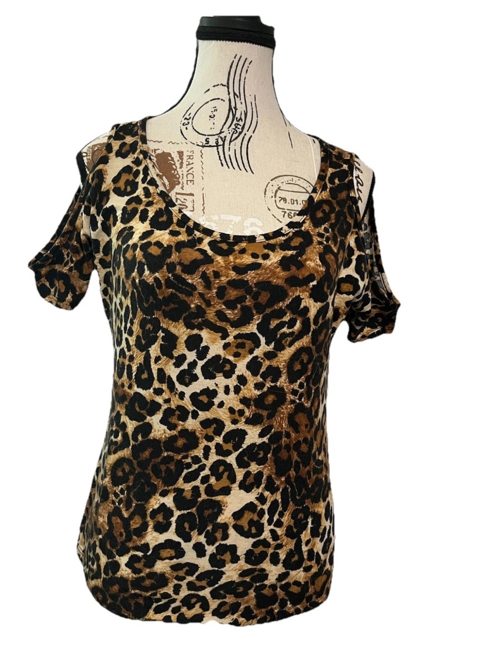 Gemstone Brand Size Small Leopard Print Cold Shoulder Top Brown Animal Stretch - Picture 2 of 4